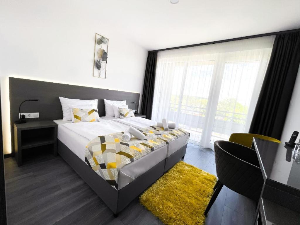 Hotel Csopak Resort & Lake ภายนอก รูปภาพ